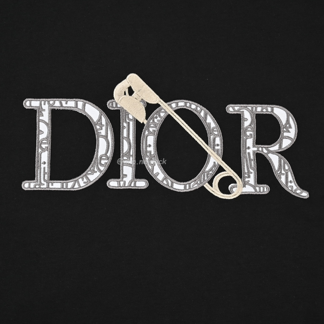 Dior Classic Letter Pin Embroidered Round Neck Short Sleeved T Shirt (7) - newkick.app